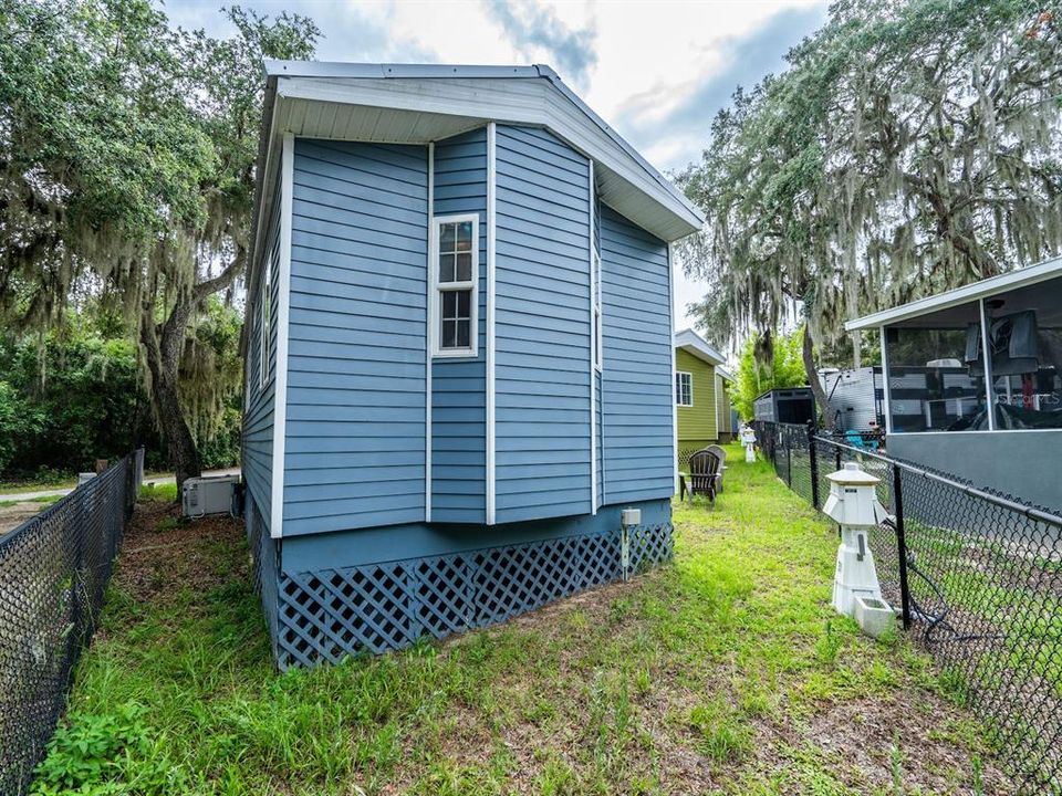 На продажу: $120,000 (1 спален, 1 ванн, 582 Квадратных фут)