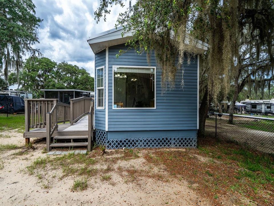 На продажу: $120,000 (1 спален, 1 ванн, 582 Квадратных фут)