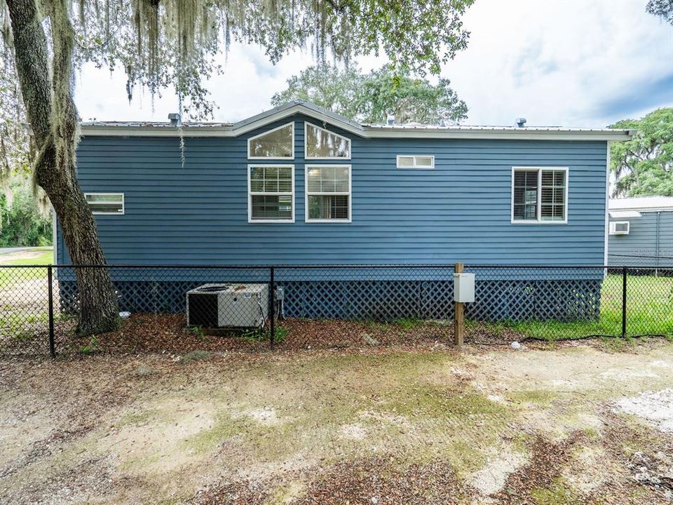 На продажу: $120,000 (1 спален, 1 ванн, 582 Квадратных фут)