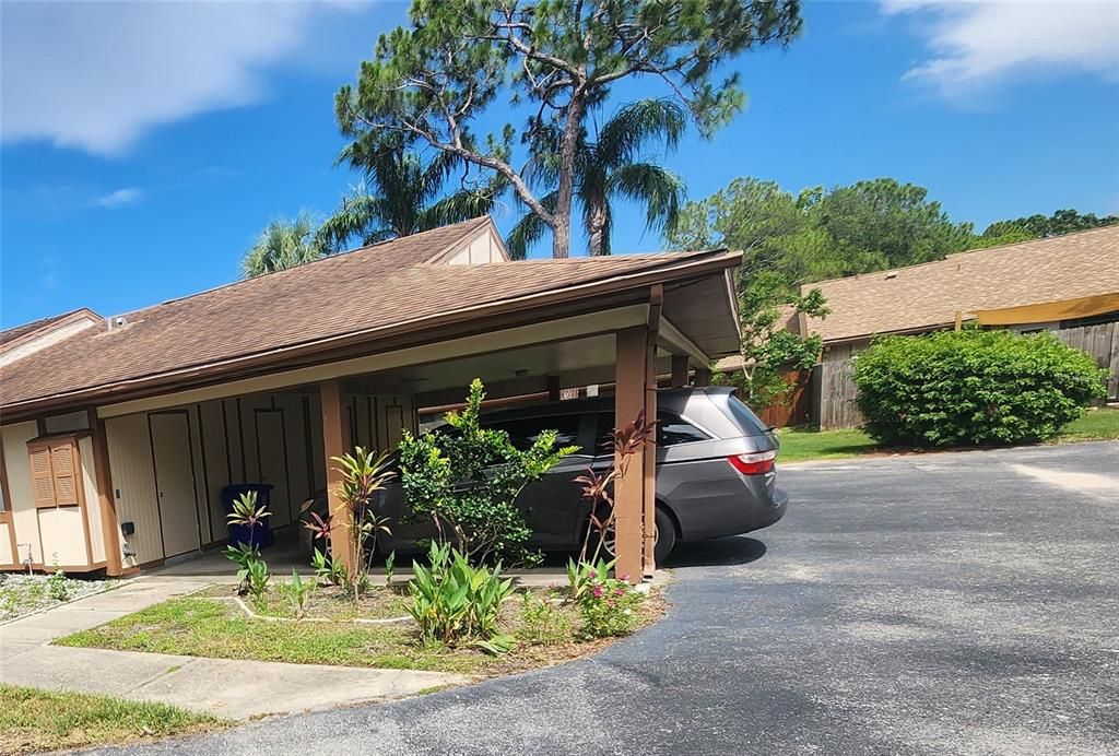 На продажу: $244,900 (2 спален, 2 ванн, 900 Квадратных фут)