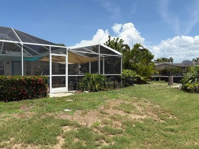 Active With Contract: $490,000 (3 beds, 2 baths, 1898 Square Feet)