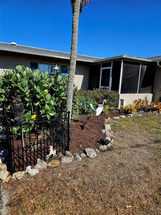 Active With Contract: $490,000 (3 beds, 2 baths, 1898 Square Feet)