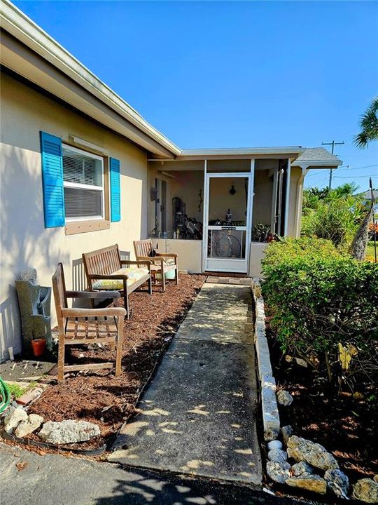 Active With Contract: $490,000 (3 beds, 2 baths, 1898 Square Feet)