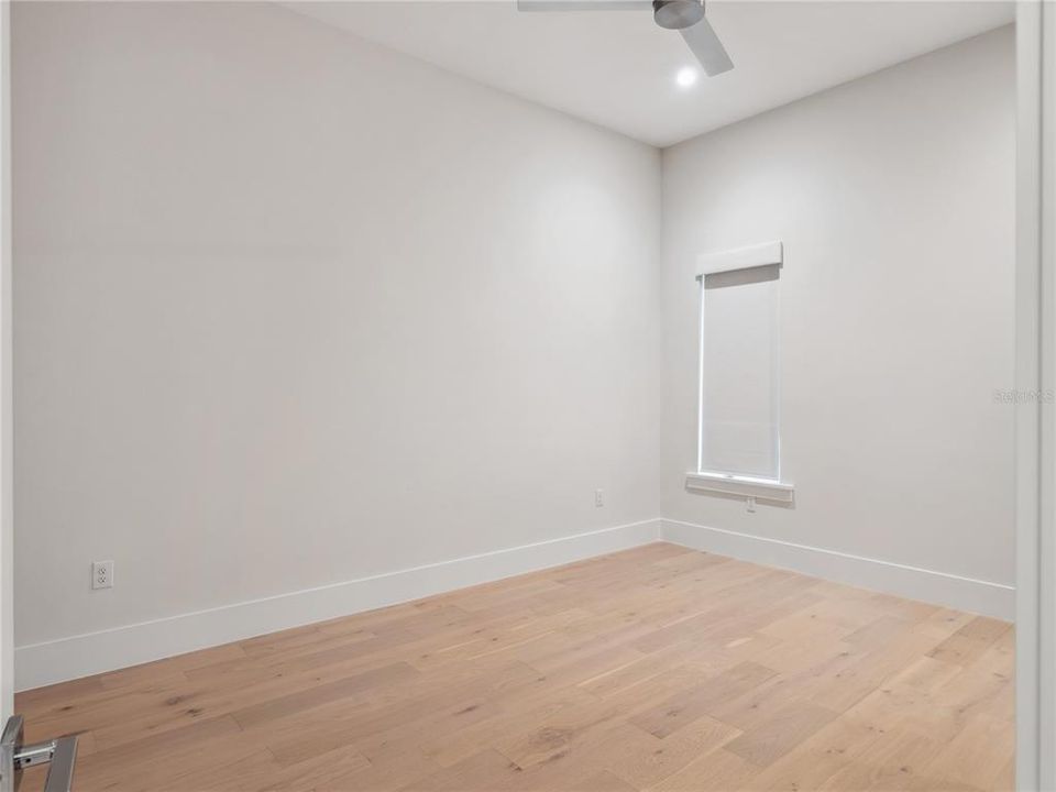 Activo con contrato: $2,450,000 (6 camas, 5 baños, 5232 Pies cuadrados)