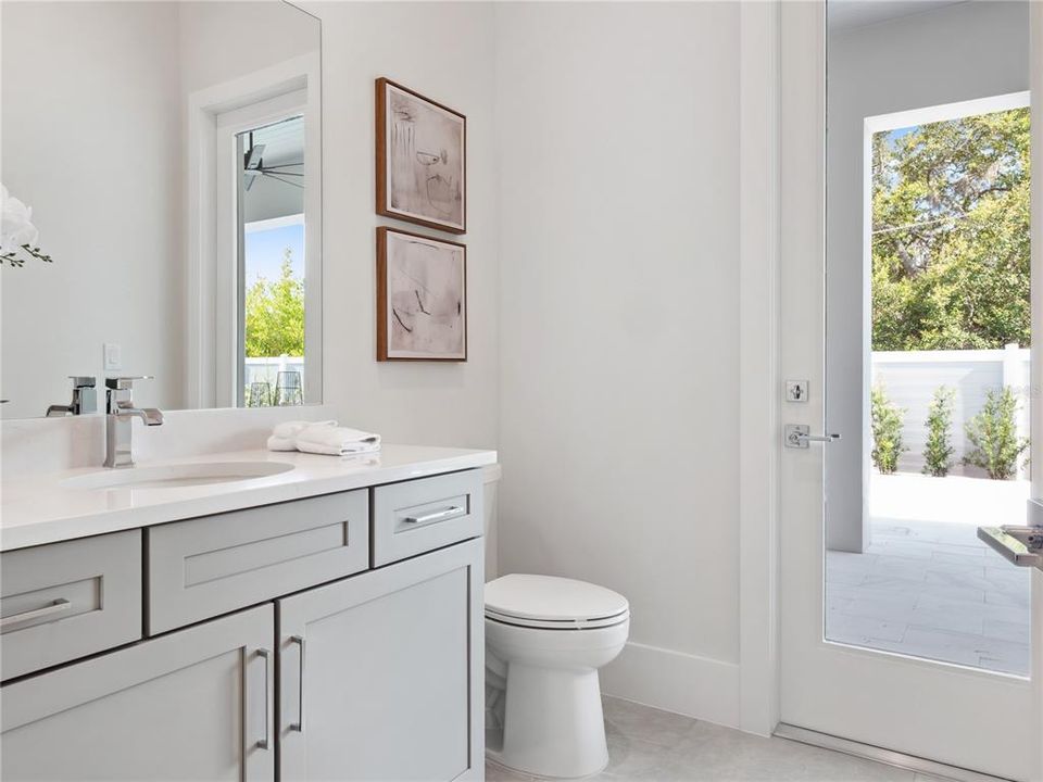 Activo con contrato: $2,450,000 (6 camas, 5 baños, 5232 Pies cuadrados)