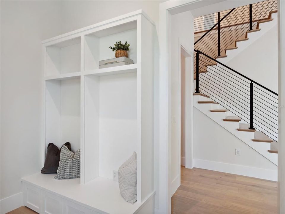 Activo con contrato: $2,450,000 (6 camas, 5 baños, 5232 Pies cuadrados)