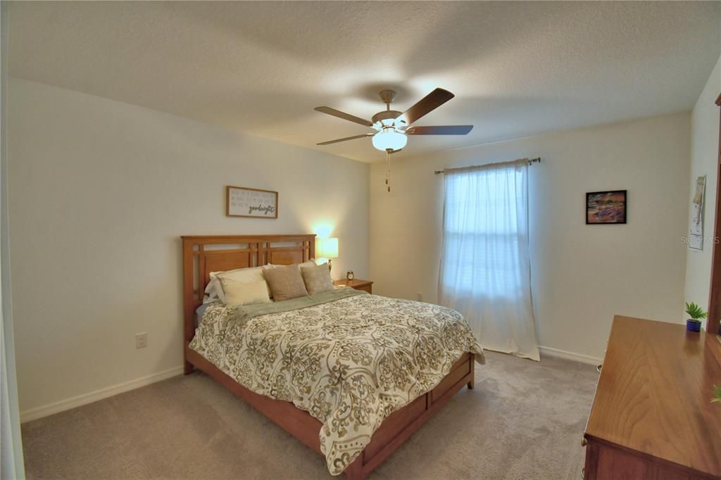 For Rent: $2,500 (5 beds, 2 baths, 2954 Square Feet)