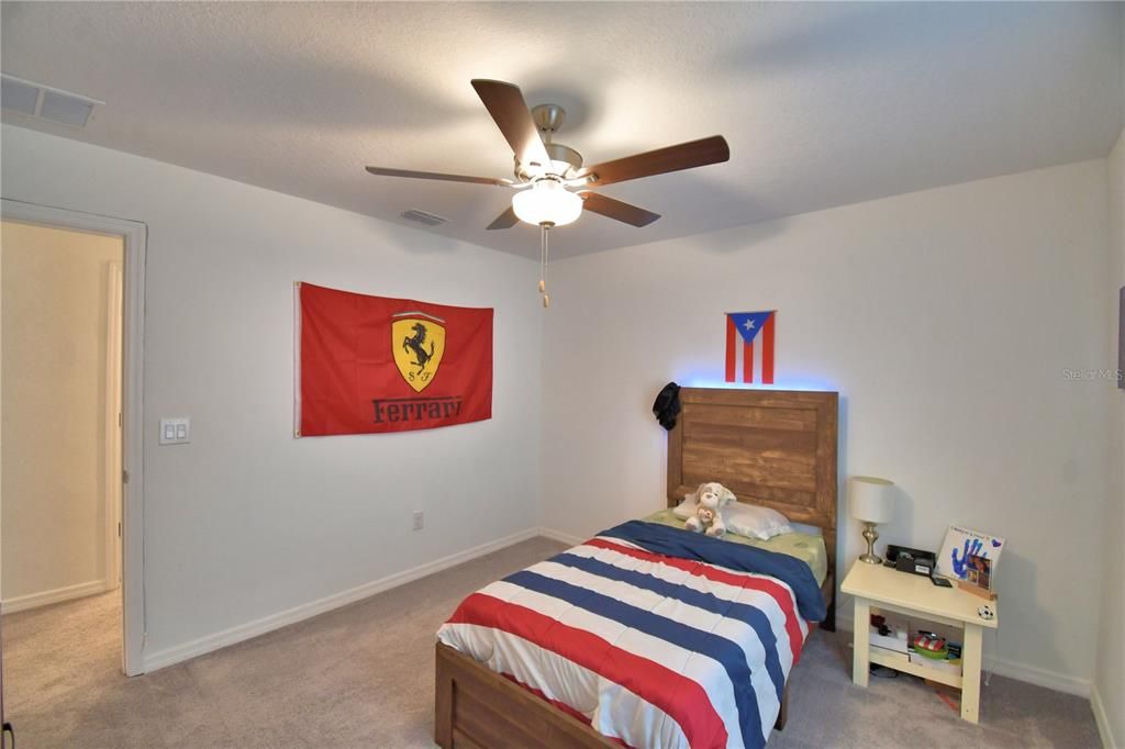 For Rent: $2,500 (5 beds, 2 baths, 2954 Square Feet)