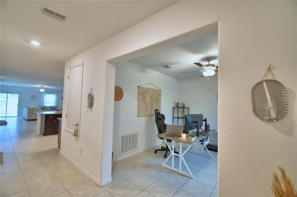 For Rent: $2,500 (5 beds, 2 baths, 2954 Square Feet)