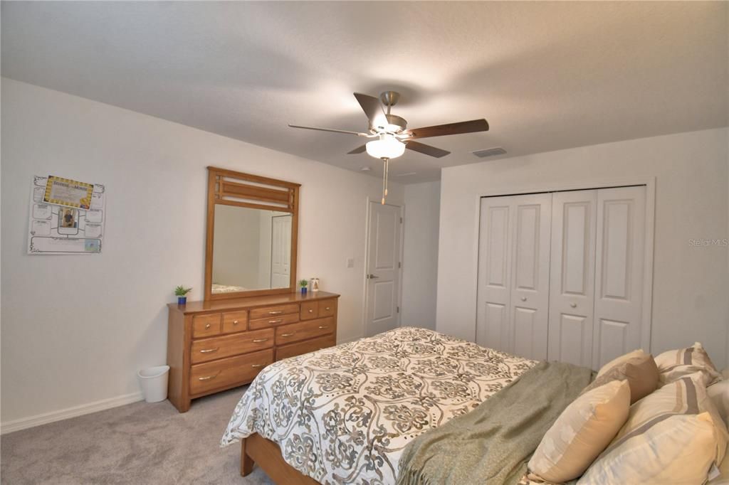 For Rent: $2,500 (5 beds, 2 baths, 2954 Square Feet)