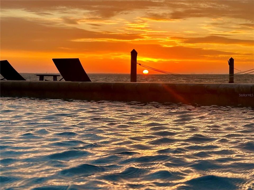 Activo con contrato: $2,000,000 (0.25 acres)