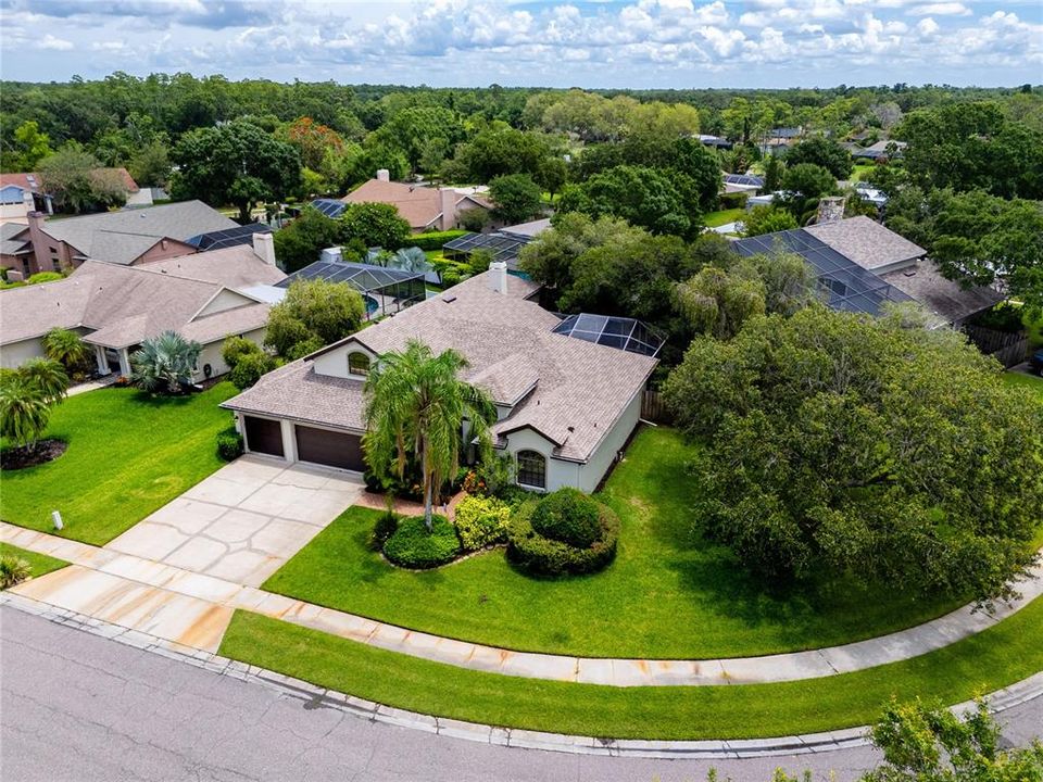 合同活跃: $799,000 (5 贝兹, 3 浴室, 3035 平方英尺)