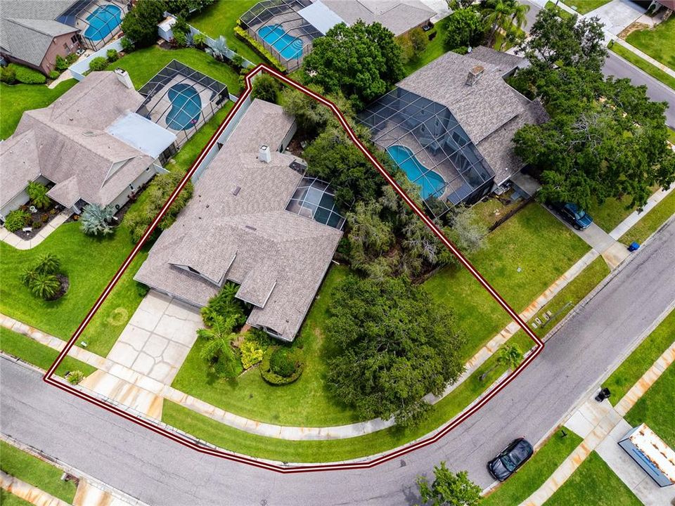 合同活跃: $799,000 (5 贝兹, 3 浴室, 3035 平方英尺)