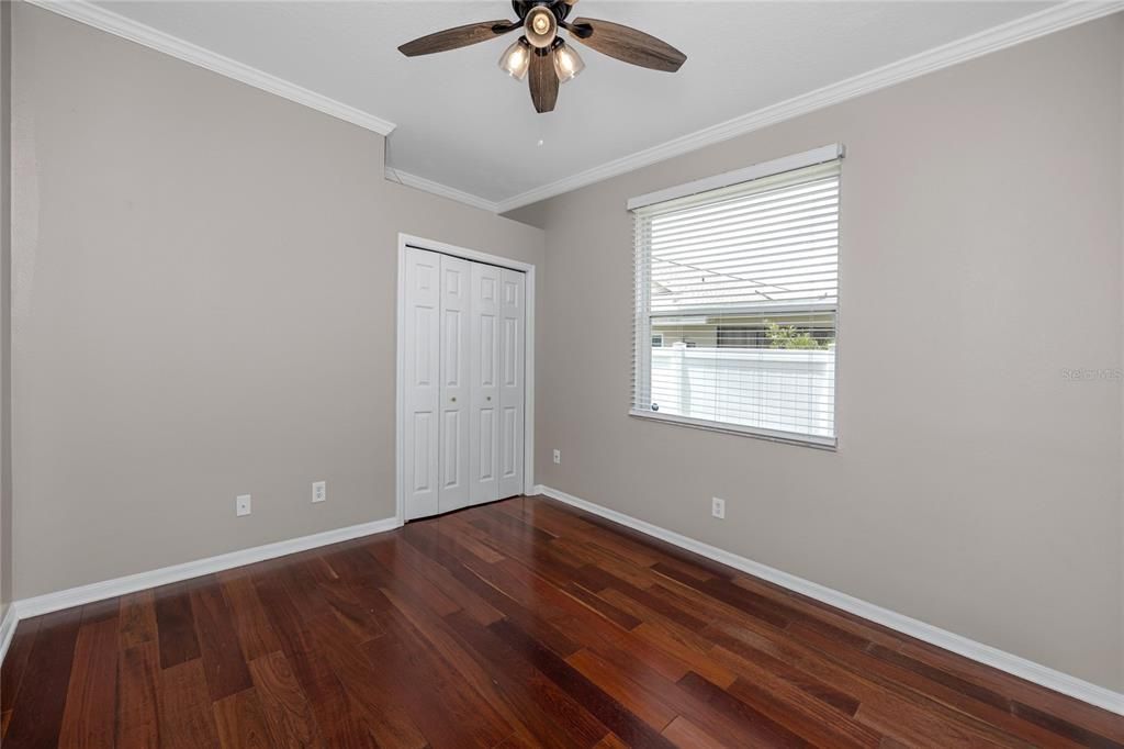 合同活跃: $799,000 (5 贝兹, 3 浴室, 3035 平方英尺)