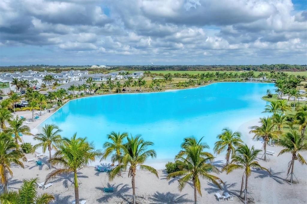 En Venta: $1,590,000 (4 camas, 5 baños, 3867 Pies cuadrados)