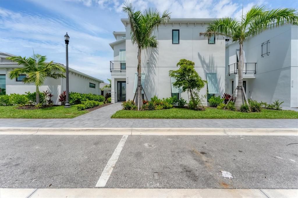 En Venta: $1,590,000 (4 camas, 5 baños, 3867 Pies cuadrados)