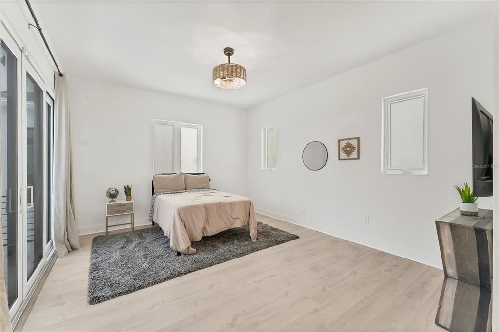 En Venta: $1,590,000 (4 camas, 5 baños, 3867 Pies cuadrados)