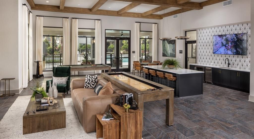 出租: $3,971 (3 贝兹, 3 浴室, 1580 平方英尺)