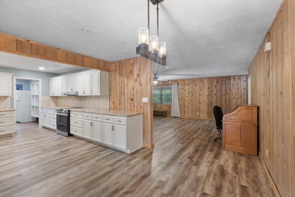 En Venta: $425,000 (2 camas, 2 baños, 1590 Pies cuadrados)