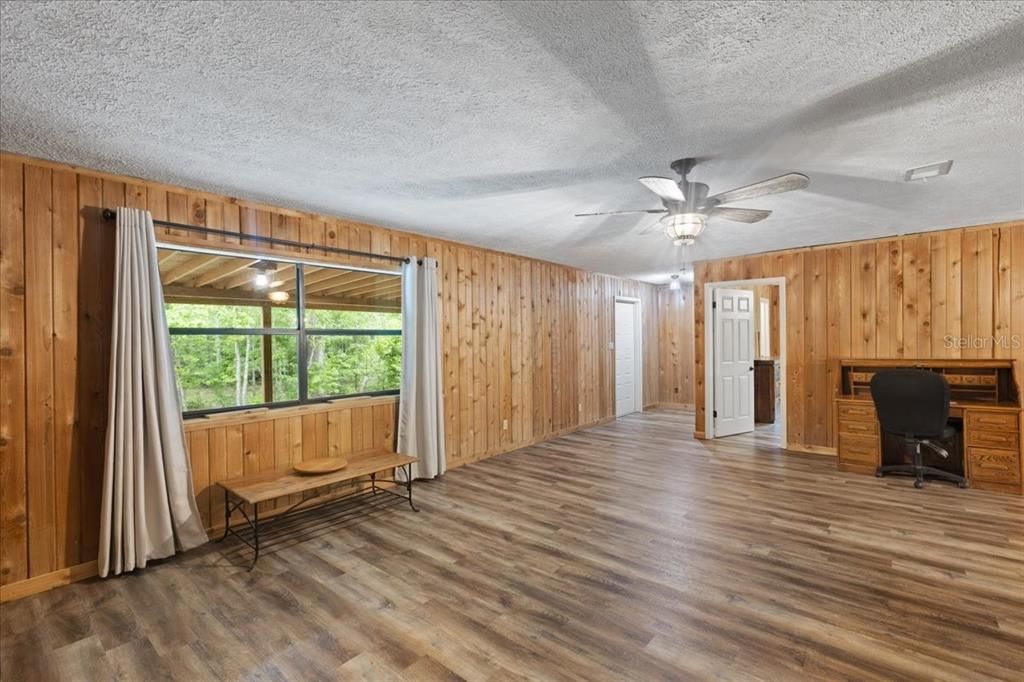 En Venta: $425,000 (2 camas, 2 baños, 1590 Pies cuadrados)