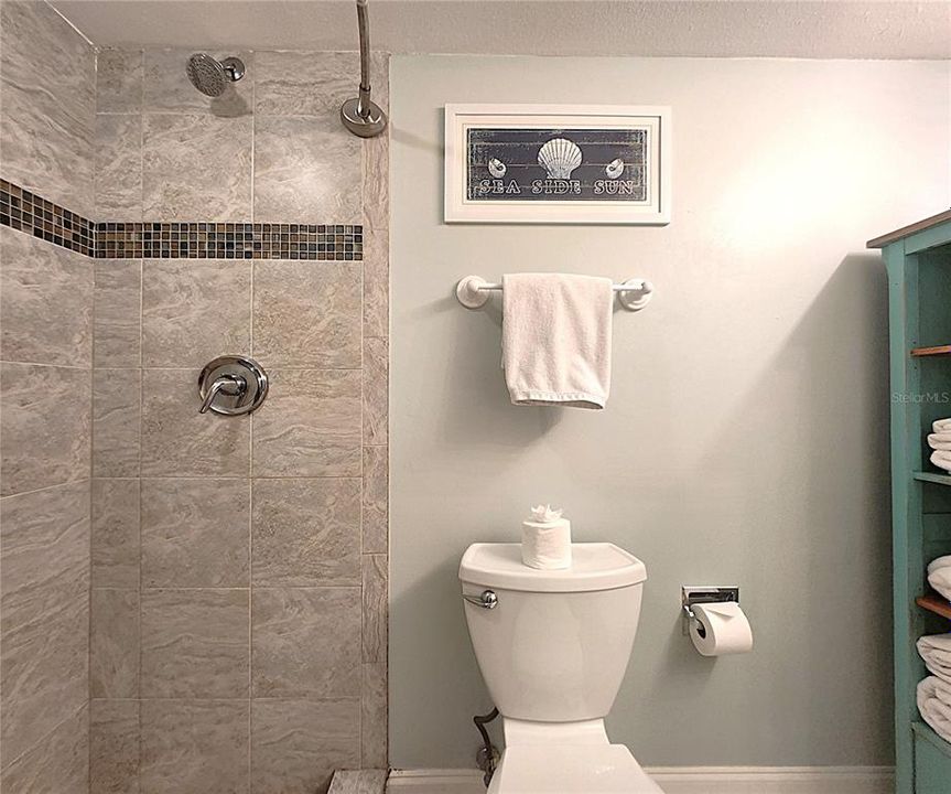 待售: $769,000 (2 贝兹, 2 浴室, 1115 平方英尺)