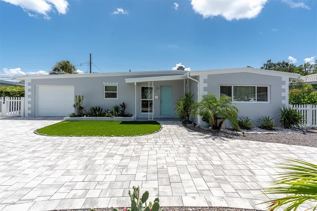 Recently Sold: $399,999 (3 beds, 1 baths, 1172 Square Feet)