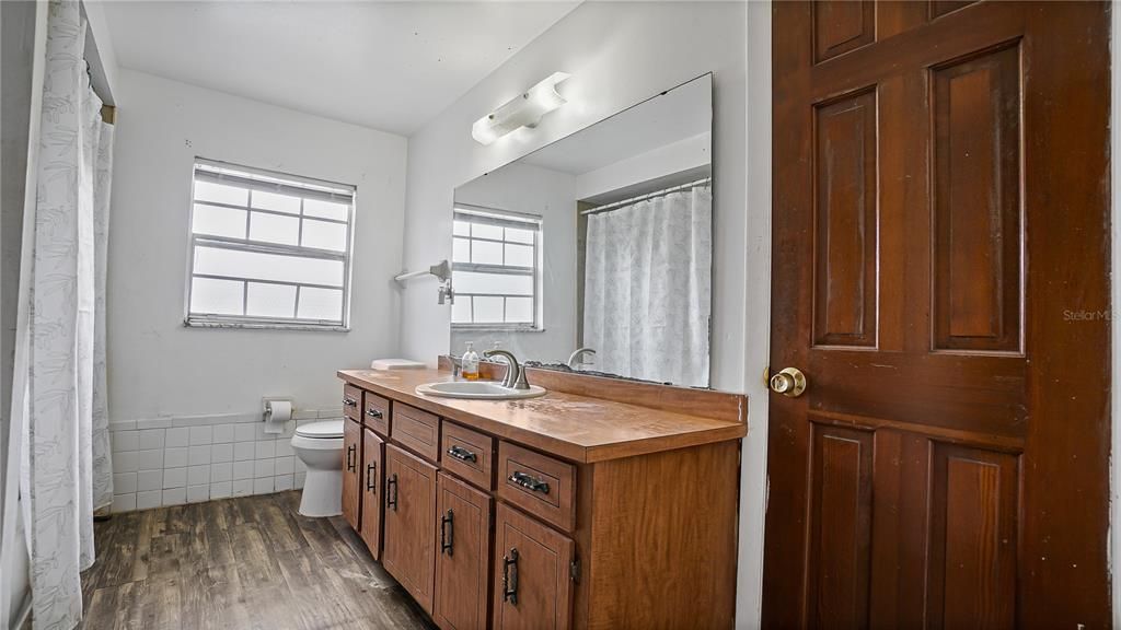 待售: $359,999 (4 贝兹, 2 浴室, 2307 平方英尺)