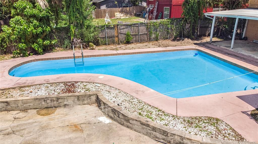 待售: $359,999 (4 贝兹, 2 浴室, 2307 平方英尺)