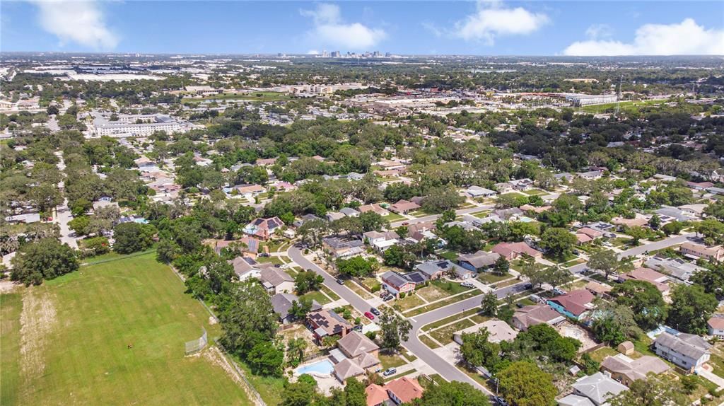 待售: $359,999 (4 贝兹, 2 浴室, 2307 平方英尺)