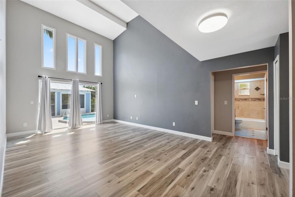 For Sale: $639,000 (4 beds, 2 baths, 1772 Square Feet)