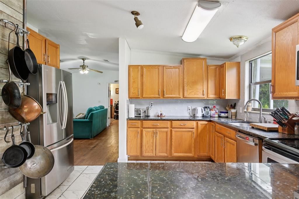 En Venta: $585,900 (3 camas, 2 baños, 1848 Pies cuadrados)