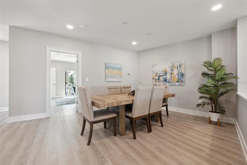 For Sale: $4,649,000 (10 beds, 0 baths, 6424 Square Feet)