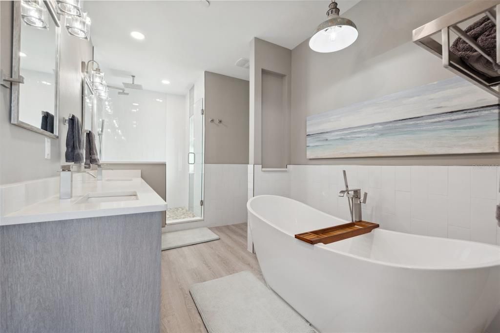 For Sale: $4,649,000 (10 beds, 0 baths, 6424 Square Feet)