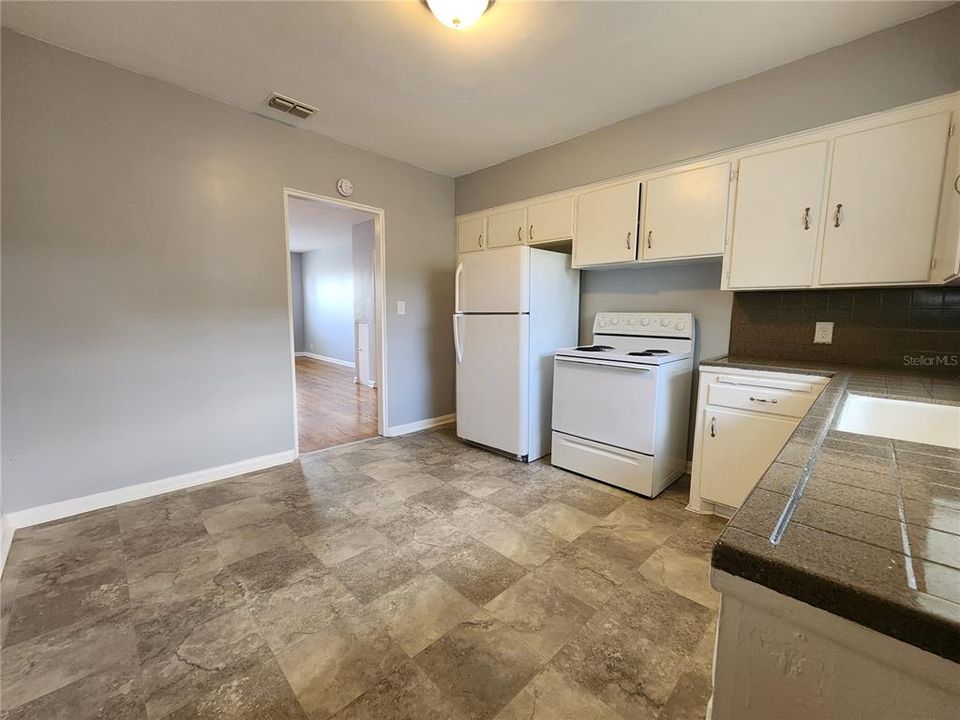 En Renta: $1,075 (2 camas, 1 baños, 1080 Pies cuadrados)