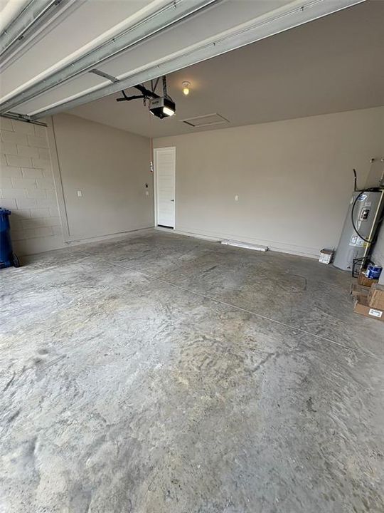 Под контрактом: $510,000 (4 спален, 3 ванн, 2185 Квадратных фут)