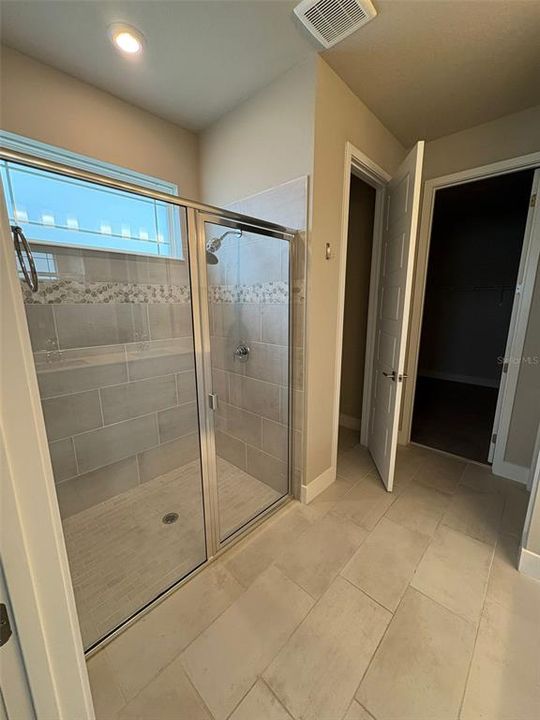 Под контрактом: $510,000 (4 спален, 3 ванн, 2185 Квадратных фут)