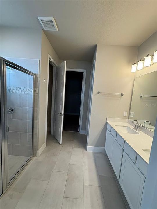 Под контрактом: $510,000 (4 спален, 3 ванн, 2185 Квадратных фут)