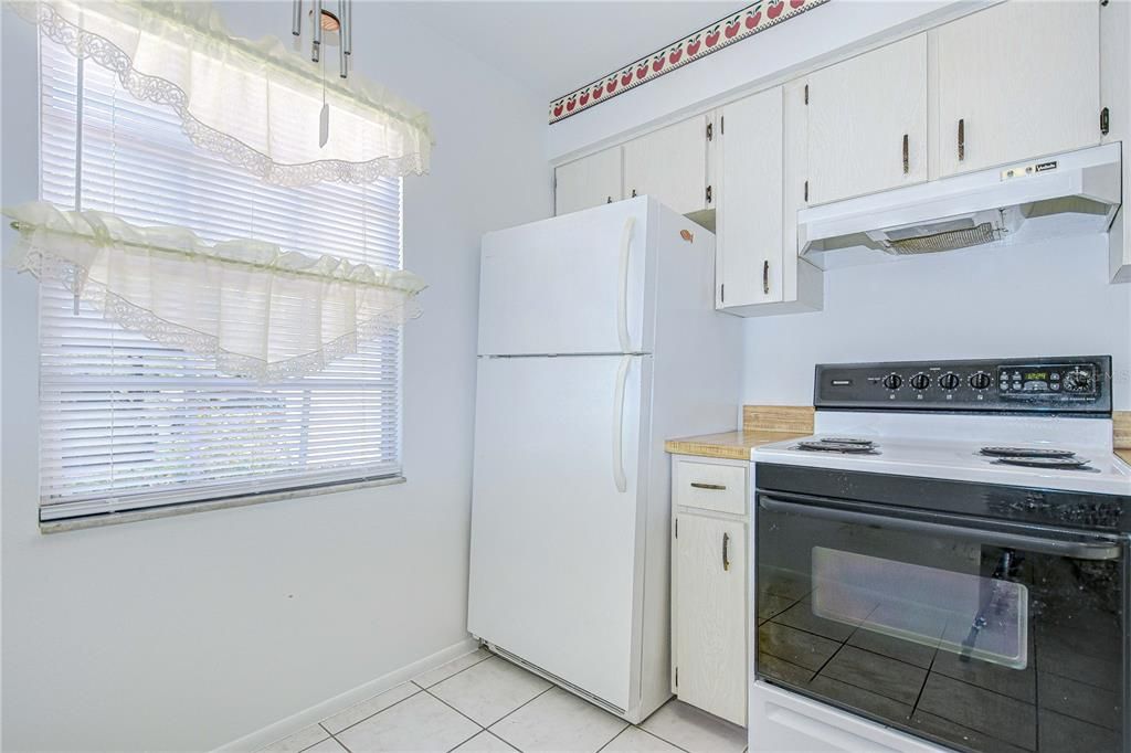 Activo con contrato: $89,900 (1 camas, 1 baños, 706 Pies cuadrados)