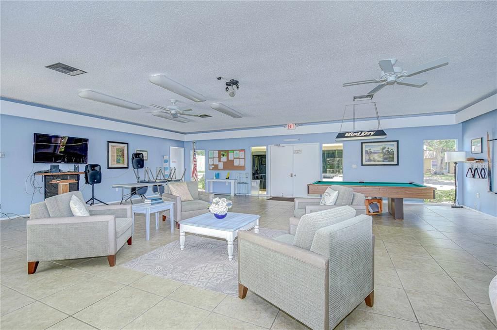 Activo con contrato: $89,900 (1 camas, 1 baños, 706 Pies cuadrados)