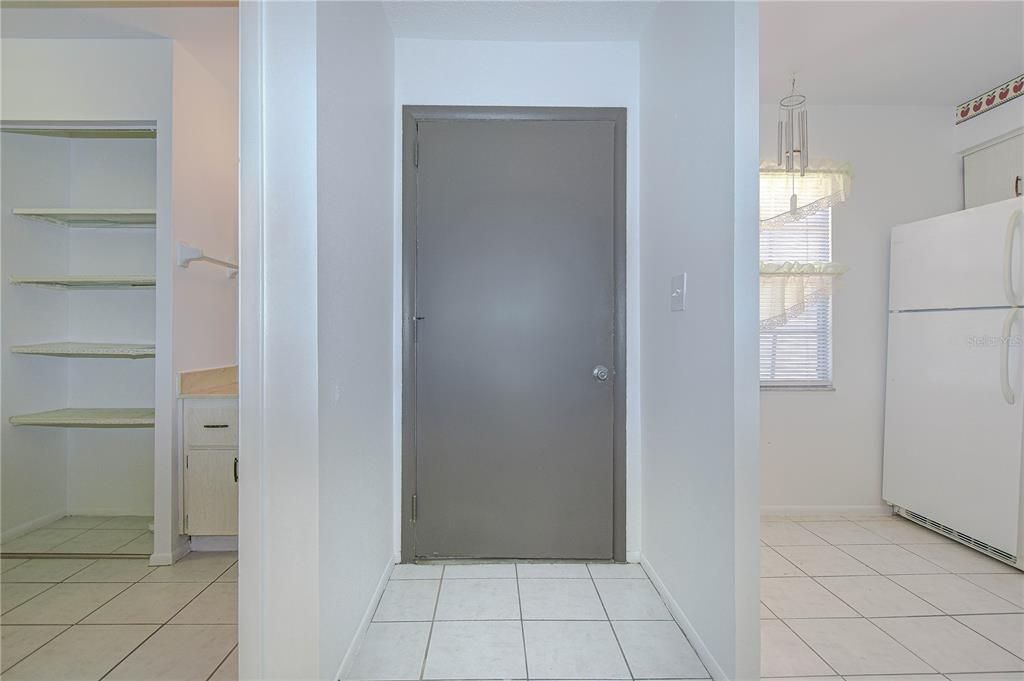 Activo con contrato: $89,900 (1 camas, 1 baños, 706 Pies cuadrados)
