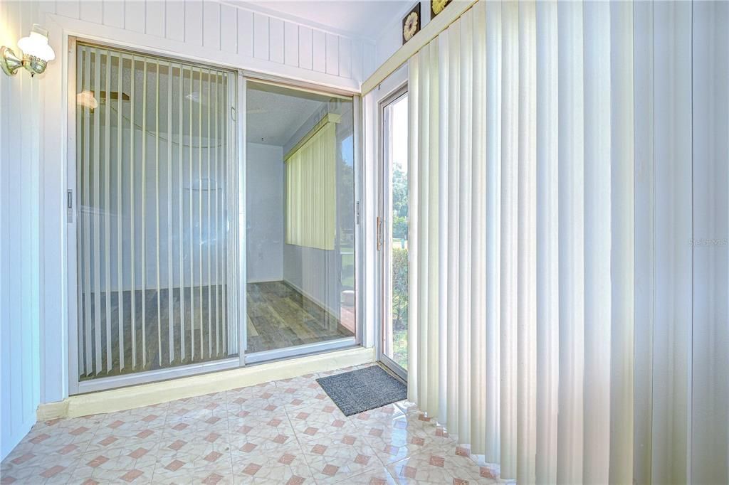 Activo con contrato: $89,900 (1 camas, 1 baños, 706 Pies cuadrados)