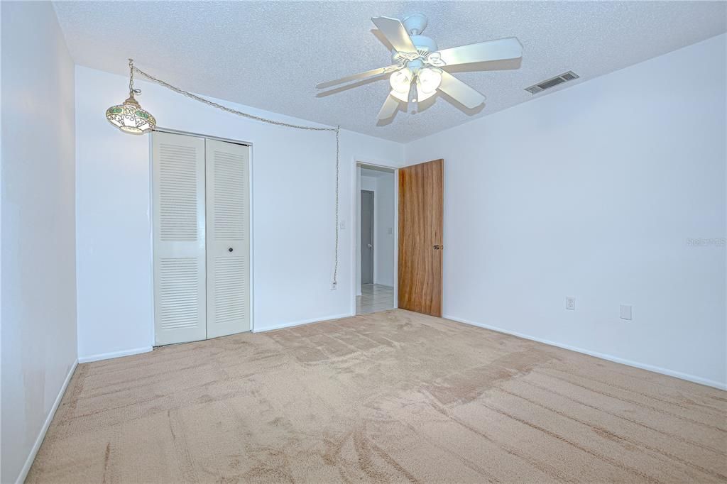 Activo con contrato: $89,900 (1 camas, 1 baños, 706 Pies cuadrados)