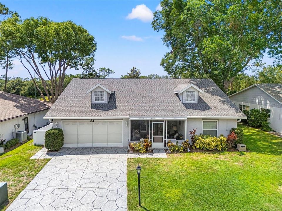 En Venta: $279,000 (2 camas, 2 baños, 1674 Pies cuadrados)