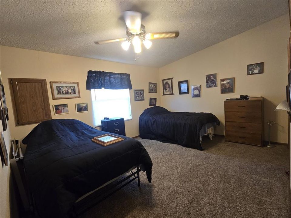 For Sale: $199,000 (3 beds, 2 baths, 1864 Square Feet)