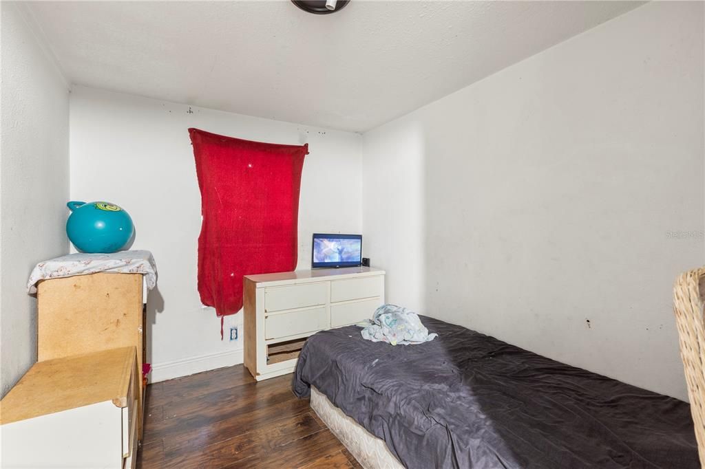 Activo con contrato: $155,000 (3 camas, 2 baños, 960 Pies cuadrados)