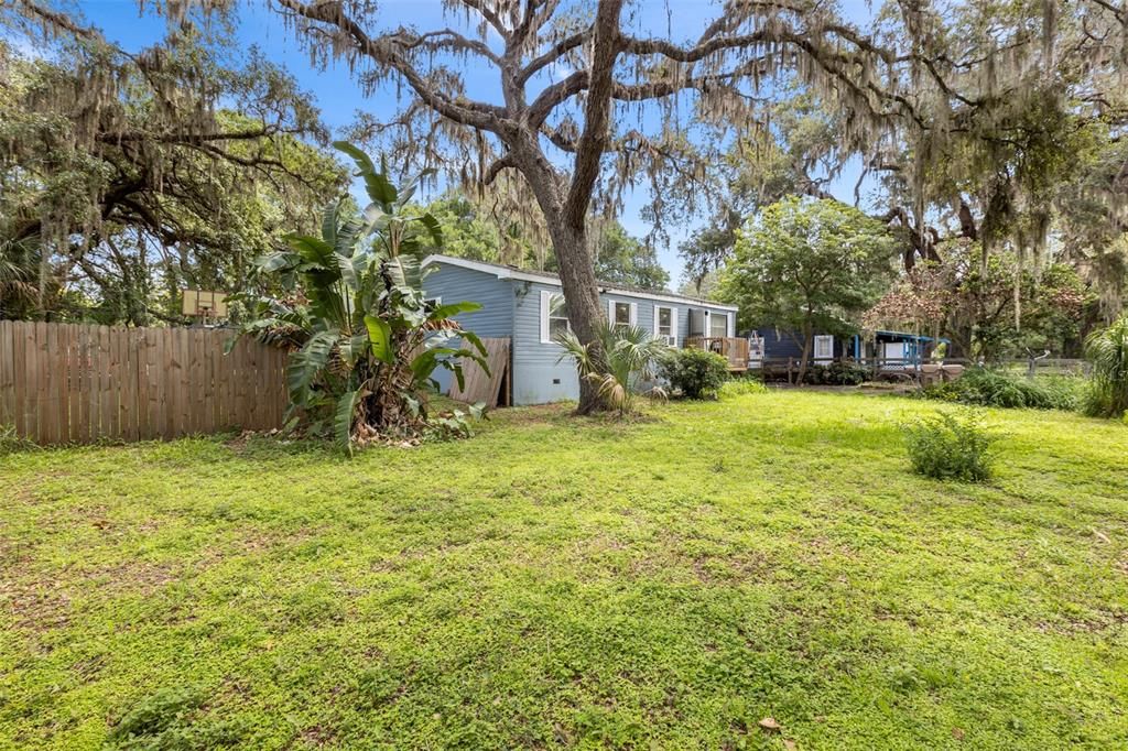 Activo con contrato: $155,000 (3 camas, 2 baños, 960 Pies cuadrados)