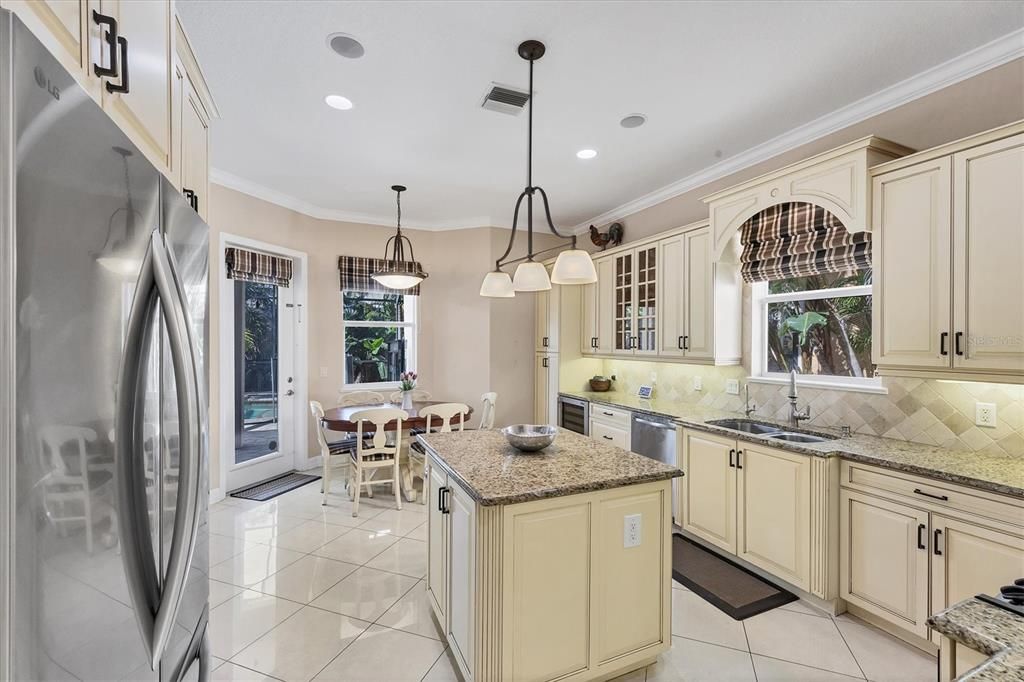 En Venta: $2,499,999 (5 camas, 5 baños, 3738 Pies cuadrados)