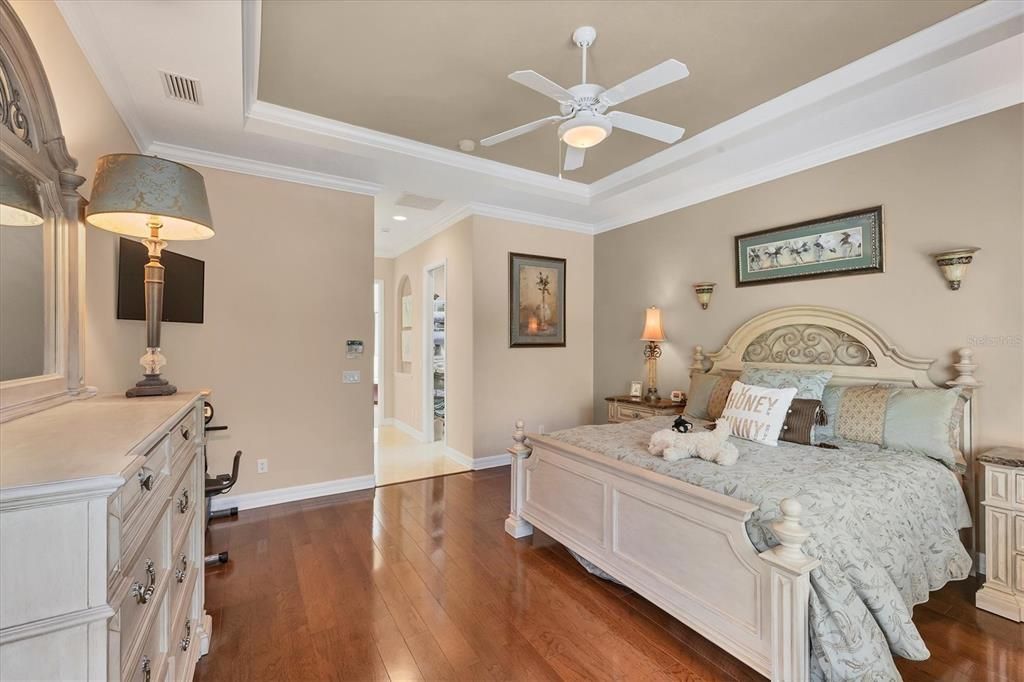 En Venta: $2,499,999 (5 camas, 5 baños, 3738 Pies cuadrados)