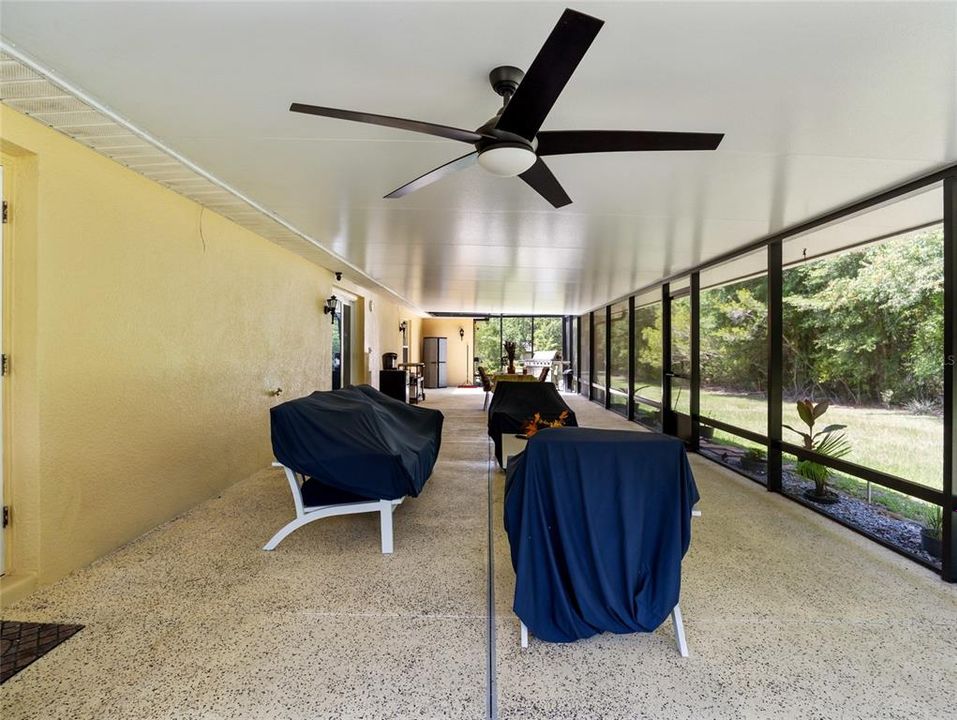 En Venta: $519,999 (3 camas, 3 baños, 2590 Pies cuadrados)