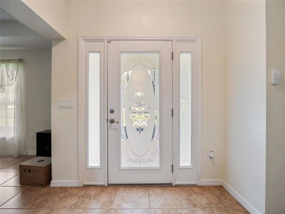 En Venta: $519,999 (3 camas, 3 baños, 2590 Pies cuadrados)